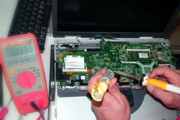 Notebook Tamiri foto: Notebook Tamiri